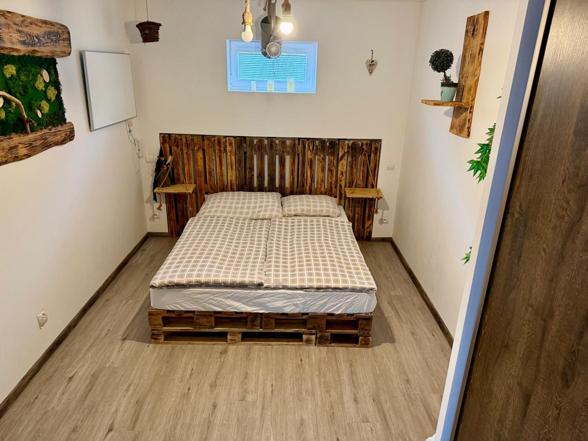 Apartmany Apollo Michalovce Eksteriør bilde